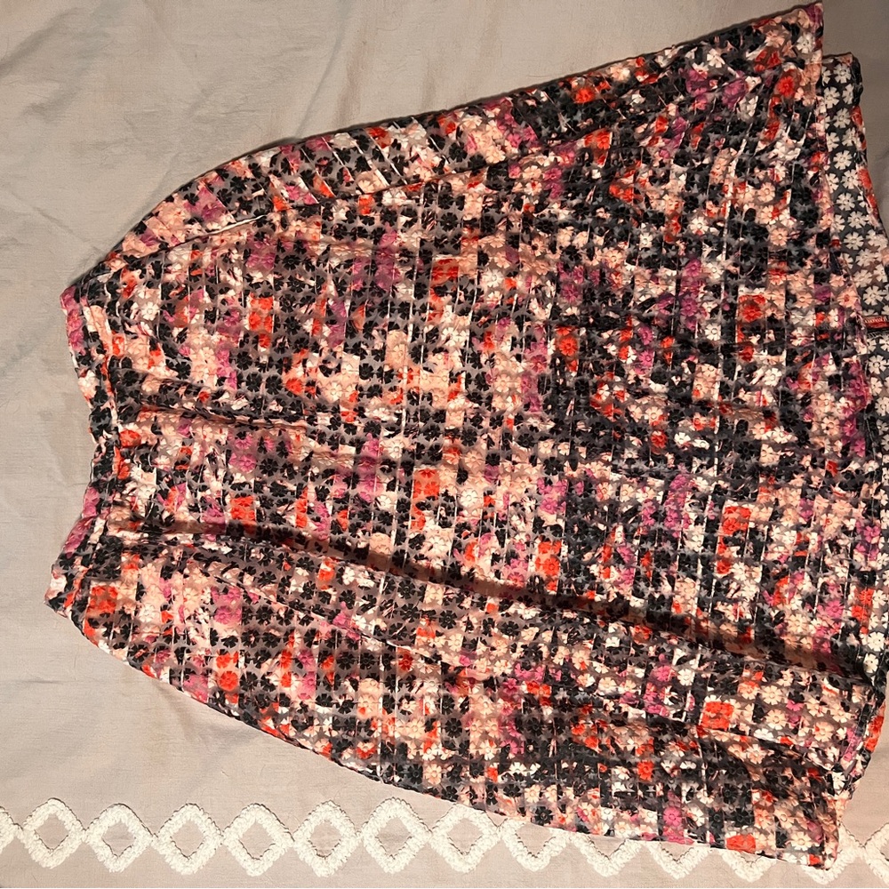 Sam Edelman Vibrant Patterned Midi Skirt with sheer overlay. Size 8.